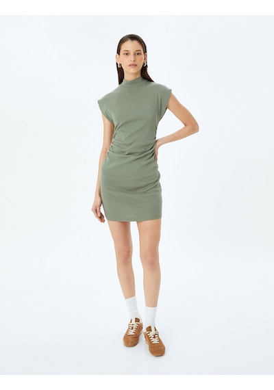 Koton Kap Kol Dik Yaka Slim Fit Mini Elbise Haki 5sak80090ek