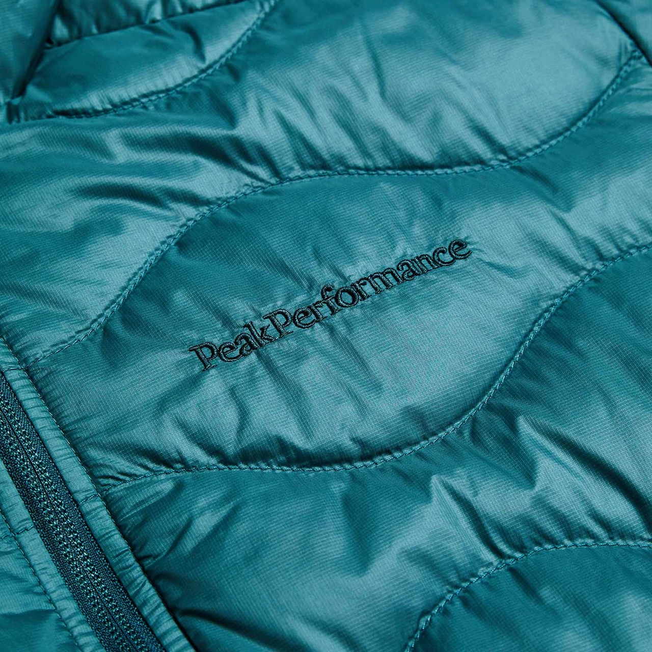 Peak Performance Peak Performance Helium Down Hood Erkek Montu 28867 Çok Renkli