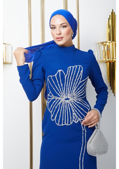 Olcay Önü Taş Ve Puldan Motif Desenli Krep Tesettür Abiye Elbise Saks 1672