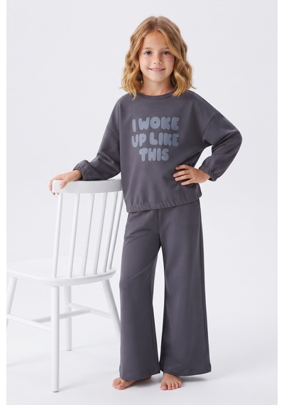 Alkın Kids 3-8 Yaş Kız Çocuk %100 Pamuk Süprem Penye Kumaş Baskılı Sweatın Eteği Lastiikli Uzun Kolu Bol Paçalı Pijama Takımı Gri Alkın Kids 3-8 Yaş Kız Çocuk %100 Pamuk Süprem Penye Kumaş Baskılı Sweatın Eteği Lastiikli Uzun Kolu Bol Paçalı Pijama Takımı Gri