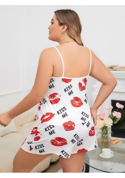 Büyük Beden Kiss Me Öpücük Desen Pamuklu Şortlu Pijama Takımı Beyaz
