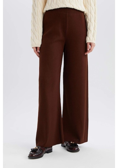 DeFacto Relax Fit Triko Pantolon Geniş Bol Paça Basic Düz Esnek Belli E2940AX24WNBN320