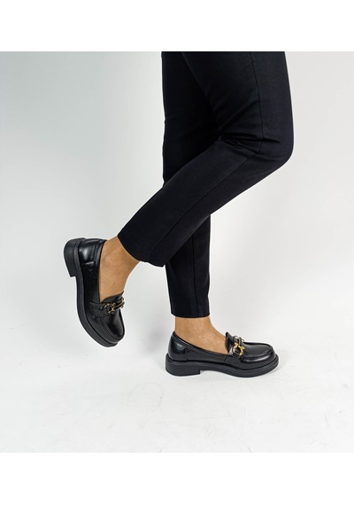 Siyah Rugan Tokalı Kadın Loafer Ayakkabı Siyah
