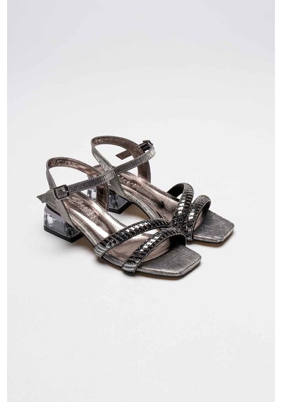 Trendella Platin Taşlı Kadın Topuklu Sandalet Tr25my04e