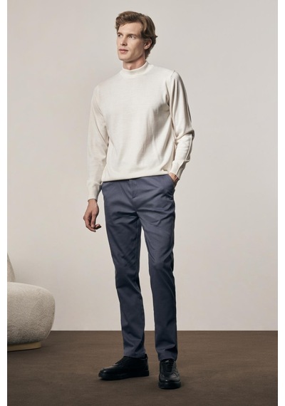 İmza İndigo Mavi Yan Cep Düz Paça Pamuklu Comfort Fit Chino Casual Pantolon 1003255166 İndigo İmza İndigo Mavi Yan Cep Düz Paça Pamuklu Comfort Fit Chino Casual Pantolon 1003255166 İndigo
