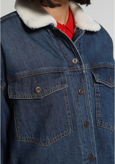 Colin's Colins Oversize Fit Çıtçıtlı Astarsız Kürklü Kadın Dark İndigo Denim Ceket Cl1082794 Q1.v1 Dn45172 Colin's Colins Oversize Fit Çıtçıtlı Astarsız Kürklü Kadın Dark İndigo Denim Ceket Cl1082794 Q1.v1 Dn45172