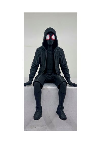 Miles Morales Oturan Figür 10 Cm