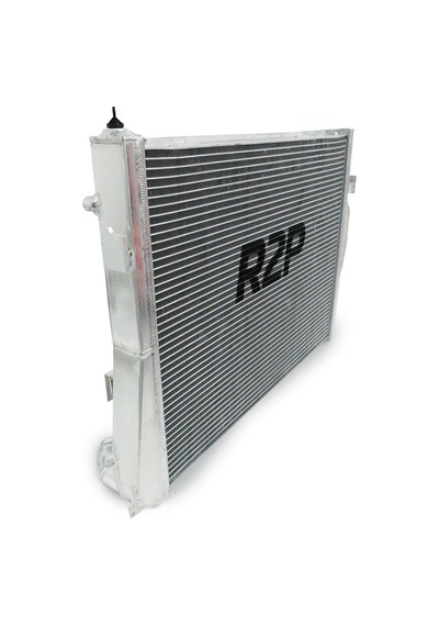 R2p Bmw E92 M3 Performans Radyatör