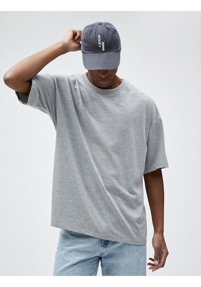 Koton Basic Oversize Tişört Bisiklet Yaka Kısa Kollu Gri 3Sam10059Hk 3Sam10059Hk031 Gri Koton Basic Oversize Tişört Bisiklet Yaka Kısa Kollu Gri 3Sam10059Hk 3Sam10059Hk031 Gri
