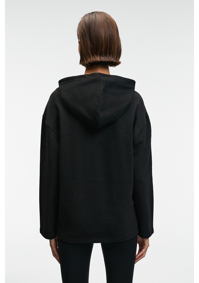Grimelange Camellıa Kadın Önü Nakışlı Etek Ucu Yırtmaçlı Kapüşonlu Comfort Fit Siyah Sweatshirt Siyah
