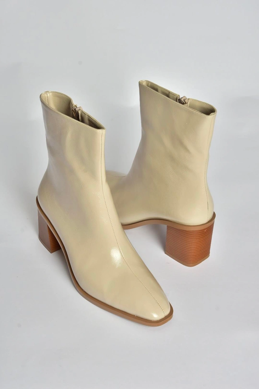 Fox Shoes V250330309 Bej Kalın Topuklu Kadın Bot Bej-suni Deri Fox Shoes V250330309 Bej Kalın Topuklu Kadın Bot Bej-suni Deri