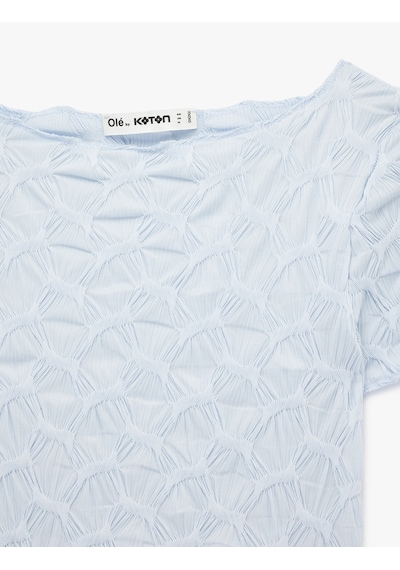 Koton Bürümcük Kumaş Slim Fit Kısa Kollu Kayık Yaka Crop Tişört Mavi 6sal10639ık