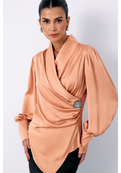 Sateen Broşlu Kruvaze Bluz - Somon-135120 SOMON