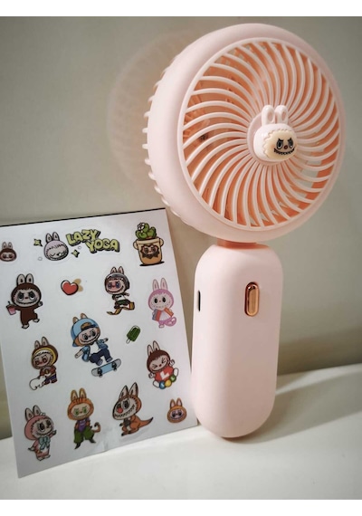 Şarjli Mini El Fanı Masa Fanı Soğutucu Masa Üstü Vantilatör Usb 3 Kademeli Olup Sticker li Şarjli Mini El Fanı Masa Fanı Soğutucu Masa Üstü Vantilatör Usb 3 Kademeli Olup Sticker li