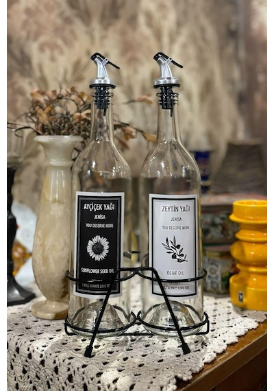 Şeffaf 750 Ml Siyah Beyaz Etiketli Siyah Standlı Akıtıcılı Yağlık Yağdanlık Çok Renkli