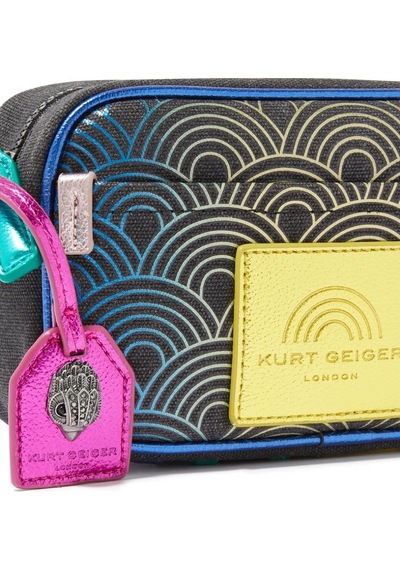 Kurt Geiger Small Southbank Minimal Camera Şık Pratik Ve Kompakt Kadın Çapraz Çanta Siyah 2
