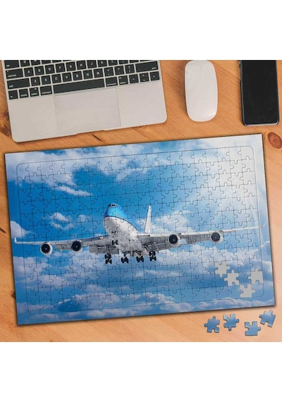 Mavi Gökyüzünde Süzülen Uçak 240 Parça Puzzle Yapboz-19706489