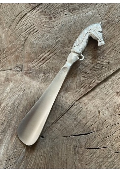 GÜMÜŞ RENK AYAKKABI ÇEKECEĞİ PİRİNÇ AYAKKABI ÇEKECEK KERATA 23CM