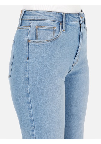 Colins 791 Monica Normal Kesim Normal Bel Genişleyen Paça Mavi Kadın Pantolon Cl1071324 Denim Colins 791 Monica Normal Kesim Normal Bel Genişleyen Paça Mavi Kadın Pantolon Cl1071324 Denim