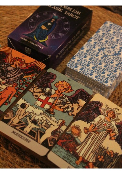 Klasik Borderless Tarot Destesi - 78 Kart