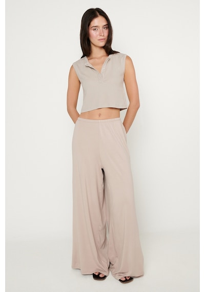 AC&Co / Altınyıldız Classics Kadın Bej Yumuşak Dokulu Standart Fit Cepli Beli Lastikli Rahat Örme Pantolon