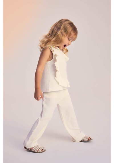 DeFacto Kız Bebek 2'li Takım Kolsuz Bluz Beli Lastikli Geniş Paça Pantolon C4016A525SMER2 Ekru DeFacto Kız Bebek 2'li Takım Kolsuz Bluz Beli Lastikli Geniş Paça Pantolon C4016A525SMER2 Ekru