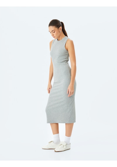Koton Bisiklet Yaka Kolsuz Slim Fit Midi Kalem Elbise Gri 5sak80006ek Gri
