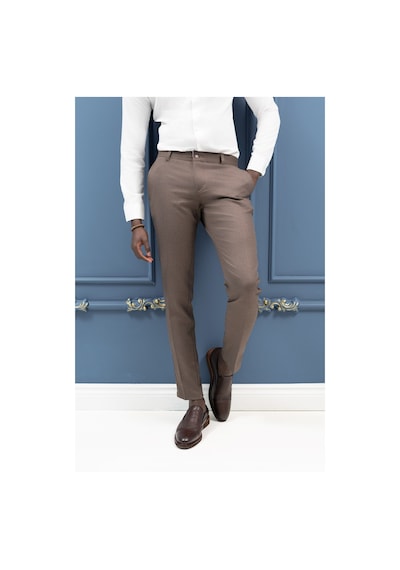Notra Slimfit Pamuklu Kendinden Çizgili Mevsimlik Kumaş Pantolon Koyu Kahve
