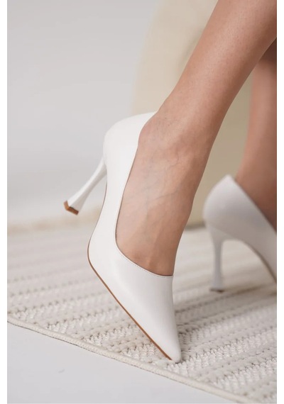 Trendella Mat Beyaz Kadın Stiletto Tr18ms03d Siyah