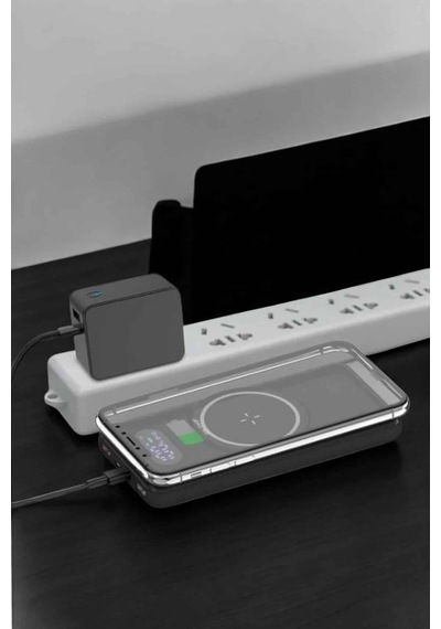 Powerbank Taşınabilir 10.000 Mah Hızlı Şarj Dijital Göstergeli