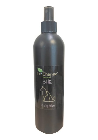 Le Charme Naturel Shih Tzu Köpek Şampuanı 370 ML