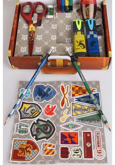 Maped X Dekomus Lisanslı Harry Potter Magic School Collection Özel Kutulu 16 Parça Premium Kırtasiye Seti Altın