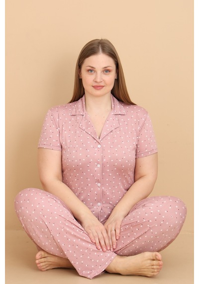 Wordex Mirano 2852 Minik Kalpli Milan Kumaş Kısa Kollu Düğmeli Büyük Beden Kadın Pijama Takımı Gül Kurusu Wordex Mirano 2852 Minik Kalpli Milan Kumaş Kısa Kollu Düğmeli Büyük Beden Kadın Pijama Takımı Gül Kurusu