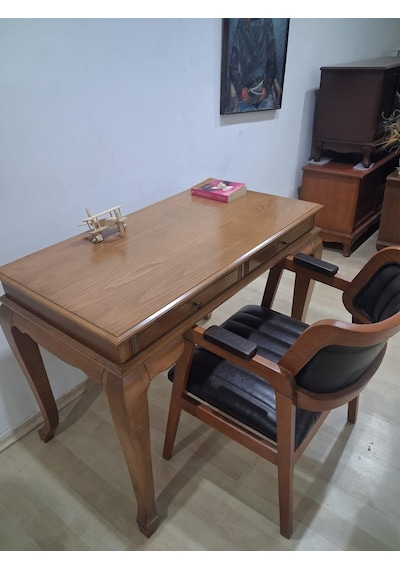 Çalışma Masa Klasik Alt St 90630 Dilimli Sandalye Lüks Klasik Ceviz Renk Model Kahverengi Çalışma Masa Klasik Alt St 90630 Dilimli Sandalye Lüks Klasik Ceviz Renk Model Kahverengi