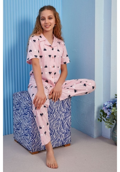 Kalp Desenli Yazlık Kız Çocuk Pijama Takımı - Pembe Düğmeli Gömlek Yakalı %100 Pamuklu Takım Pembe Kalp Desenli Yazlık Kız Çocuk Pijama Takımı - Pembe Düğmeli Gömlek Yakalı %100 Pamuklu Takım Pembe