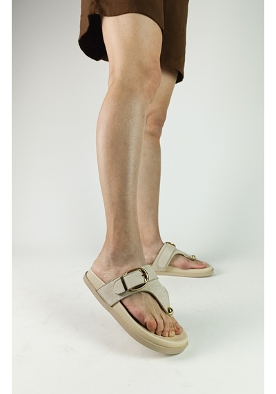 Gdt Ayakkabı Bej Renk Düz Taban Tokalı Süet Parmak Arası Kadın Terlik Terlik Parmak Arası