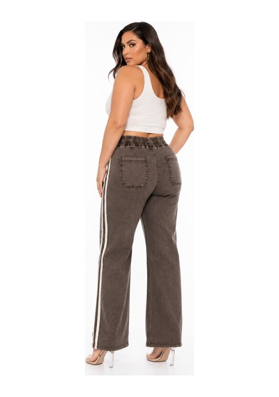 Zanessi Fashıon Büyük Beden Denim Spor Şerit Detaylı Bol Paça Kadın Pantolon Kahverengi Zanessi Fashıon Büyük Beden Denim Spor Şerit Detaylı Bol Paça Kadın Pantolon Kahverengi