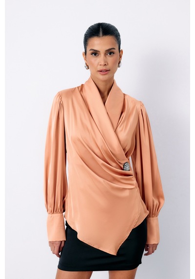 Sateen Broşlu Kruvaze Bluz - Somon-135120 SOMON