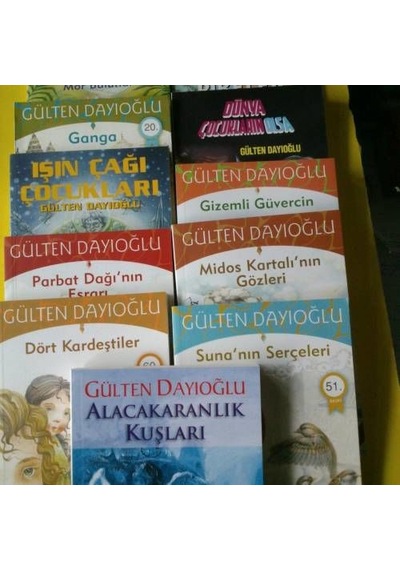 Gülten Dayioğlu10 Yaş + Kitaplari 11 Li Set
