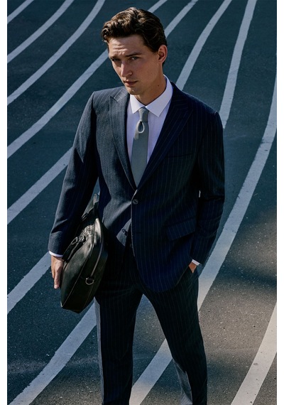 Altınyıldız Classıcs Lımıted Edıtıon Erkek Lacı Yünlü Slim Fit Dar Kesim Kırlangıç Yaka Kapak Cepli Çizgili Esnek Takım Elbise Altınyıldız Classıcs Lımıted Edıtıon Erkek Lacı Yünlü Slim Fit Dar Kesim Kırlangıç Yaka Kapak Cepli Çizgili Esnek Takım Elbise
