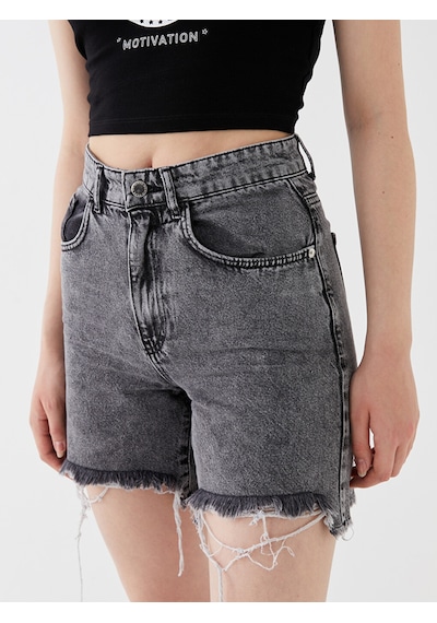 Lcw Jeans Siyah Bermuda Fit Yırtık Detaylı Kadın Jean Şort