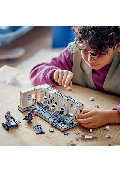 LEGO® 75387 Star Wars™ Tantive IV™’e Biniş 502 Parça