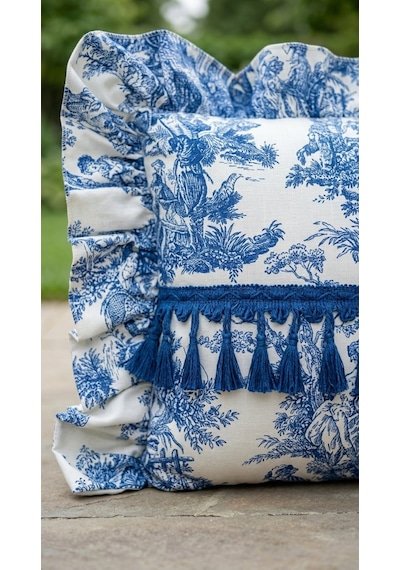 Toile Azure Ruffle Yastık Çok Renkli