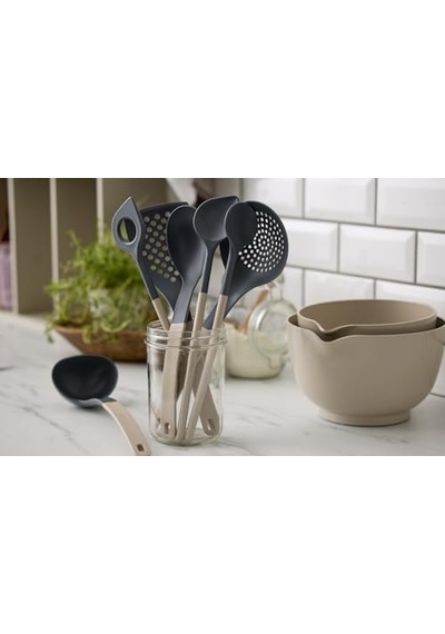 Optima Delikli Ve Renkli Saplı Karıştırma Kaşığı 31 Cm