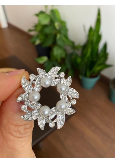 Kristal Taşlı, İncili Yıldız, Kalp, Yonca, Kuğu, Menekşe, Çiçek Abiye, Günlük Broşlar, Yaka İğnesi İncili Yapraklar