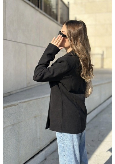 Kadın Siyah Astarlı, Tek Düğme, Vucüda Oturan Kalıp, Fitilli Kaşe Kumaş Blazer Ceket Siyah Kadın Siyah Astarlı, Tek Düğme, Vucüda Oturan Kalıp, Fitilli Kaşe Kumaş Blazer Ceket Siyah