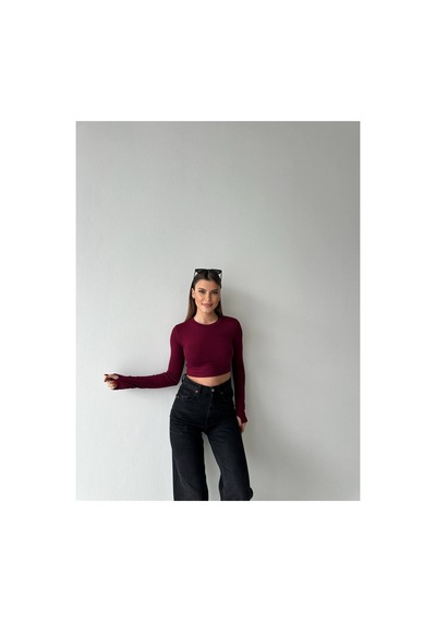 Asur Boutique Asur Butik Kadın Parmak Geçirme Detaylı Crop Bluz Bordo