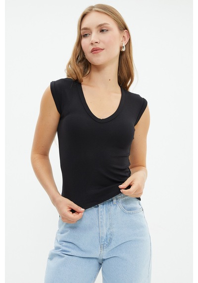 Fullamoda Basic V Yaka Kolsuz Bluz Siyah