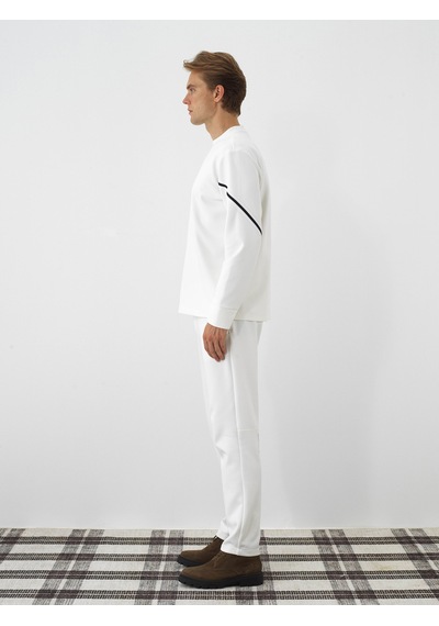 Xint Ekru Esnek Dokulu Regular Fit Sweatshirt 300338
