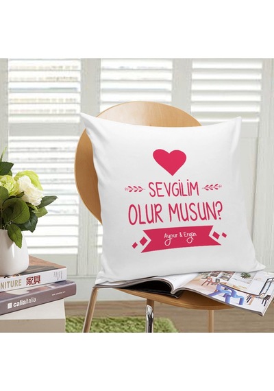 Kişiye Özel Sevgilim Olur Musun Beyaz Yastık Kılıfı
